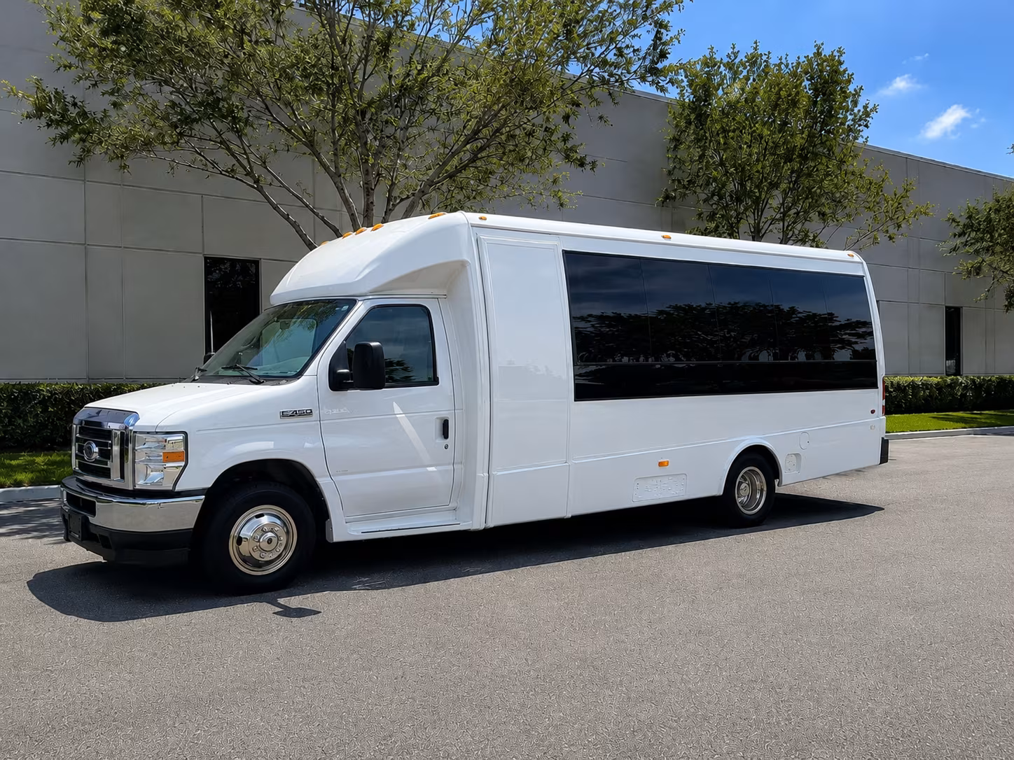 buses for bands performers and touring groups through yonkers