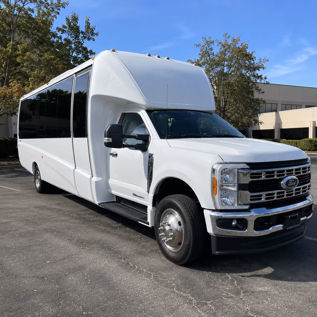 find the perfect transportation for your next corporate event 1