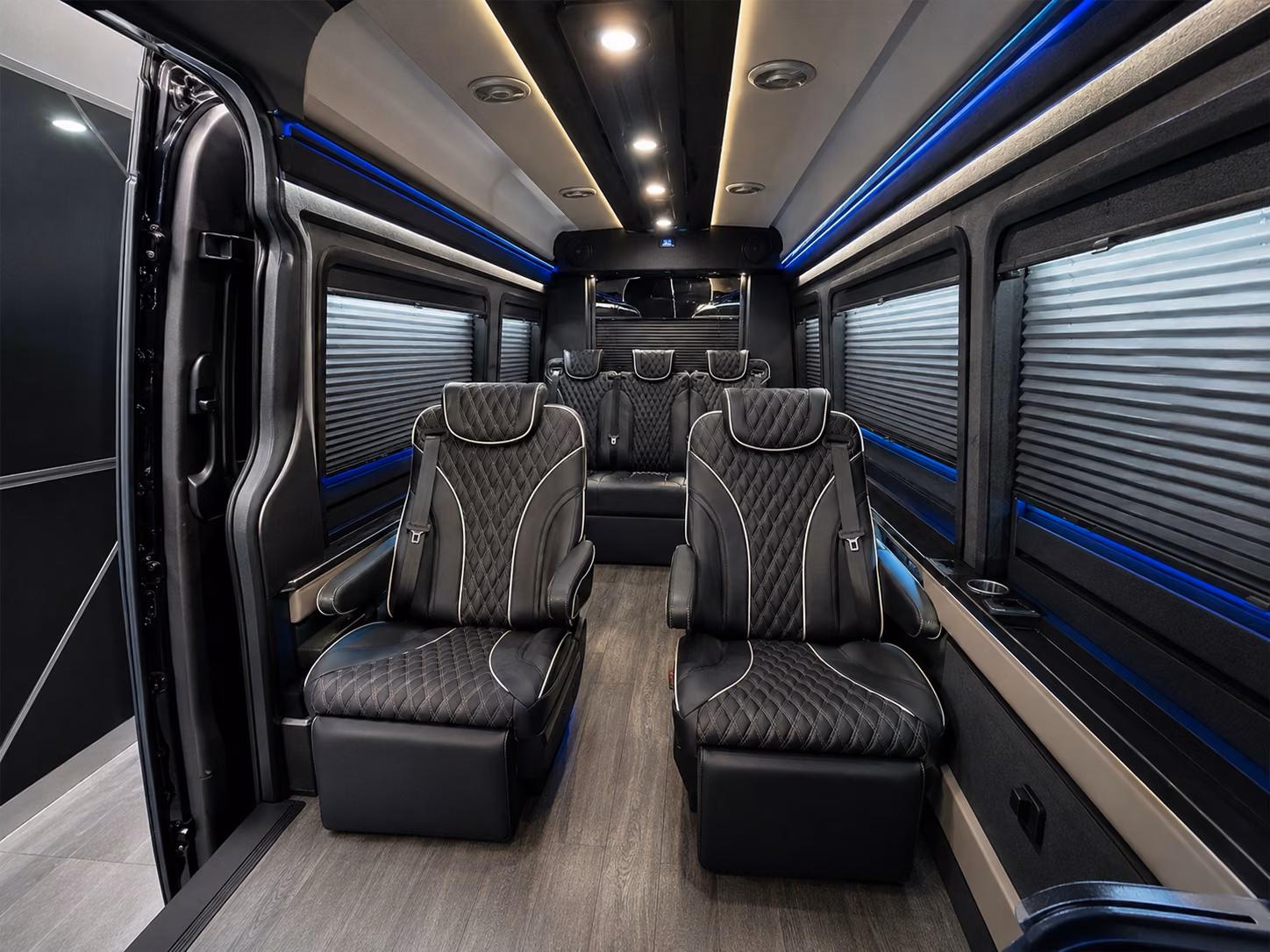 newark liberty international airport bus rentals for yonkers groups