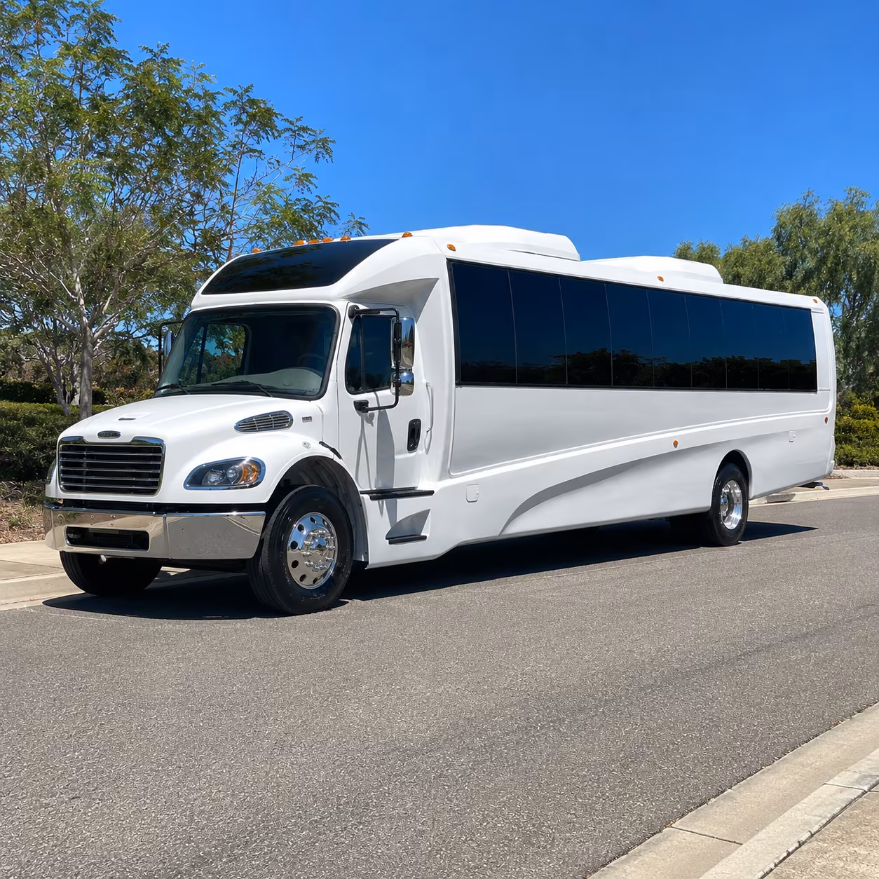yonkers 28 passenger minibus